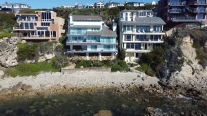 ГОРОД  У  МОРЯ..