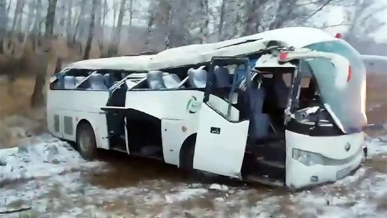 Непогода стала причиной серьезного ДТП с автобусом в Челябинской области