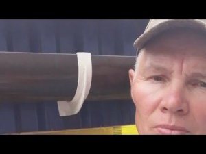 Зачем нужен водосток, если положили брусчатку. Закончил работу с водостоком.