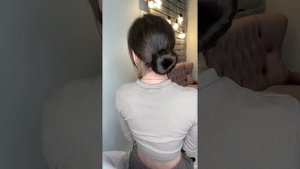 Топ 4 Быстрые прически самой себе.Прически на короткие волосы.Пучок из волос.Прическа за 5 минут