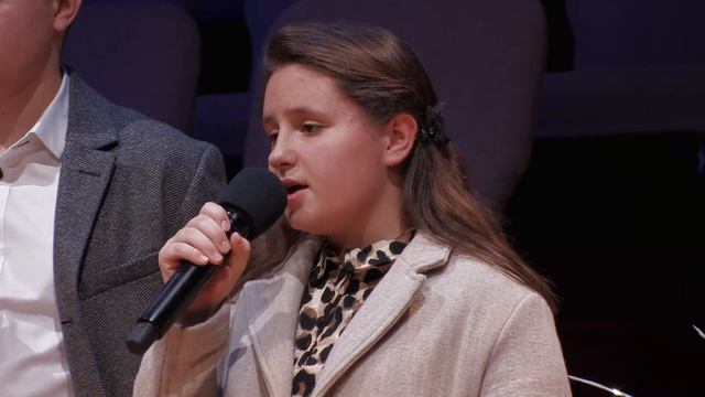 Снова Рождество - Песня - Дети Ладунски смотреть онлайн