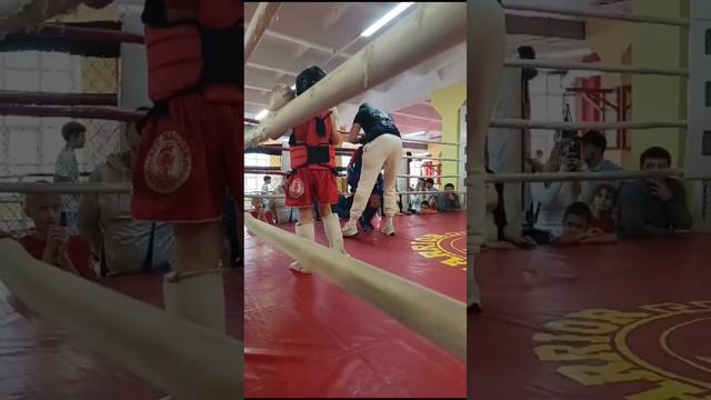 Майя на соревнованиях по кикбоксингу.mp4