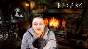 Руны или карты Таро? / Что лучше?