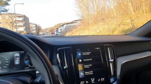 Volvo V60 2019, обзор