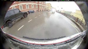 Как работает встроенный видеорегистратор на Джили Кулрей 2020 / Integrated car DVR Geely Coolray