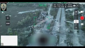 БТР-82А ведёт обстрел позиций ВСУ в районе Антоновского моста