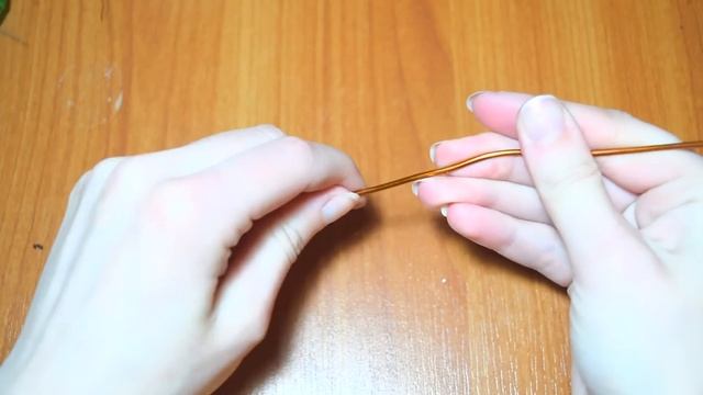 Цветы из бисера. Гацания. Подарок на 8 марта. смотреть онлайн