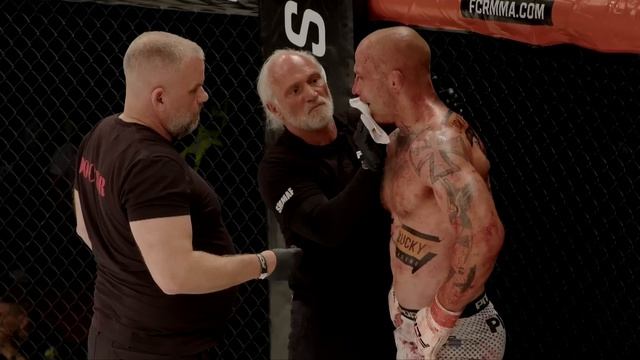 FCR 16: Andreas Gustafsson vs Toni Lampinen смотреть онлайн