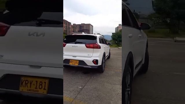 Kia Niro 2023 смотреть онлайн