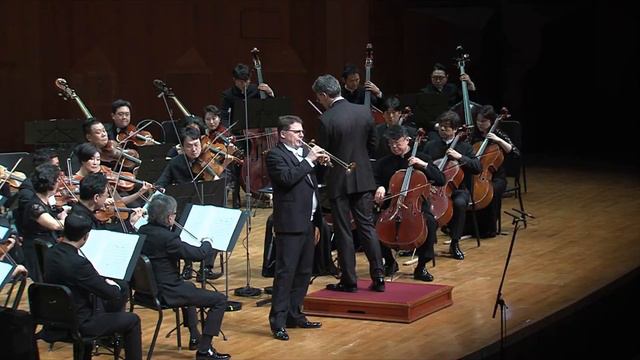 Haydn: Trumpet Concerto in E Flat major - Wolfgang Bauer, Olivieri-Munroe / Korean Chamber Orchestr смотреть онлайн