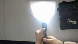 Тактический фонарь на оружие