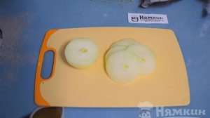 Куриные бёдрышки с картофелем, луком и кабачками в рукаве