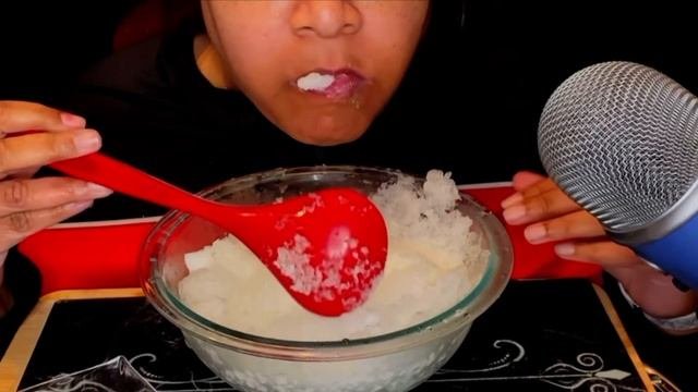 HIGHLIGHTED BY SASSY CLASSY | ICE SALAD | ASMR ICE EATING | #iceeatingasmr #asmr