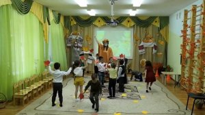 Игра "По лесочку мы гуляли" (8 гр).