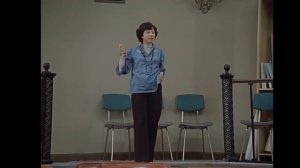 Пластика пантеры перед прыжком.