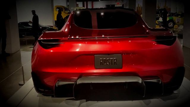 "Илон Маск разорвал бомбу: новая модель Tesla обладает потрясающими возможностями!" смотреть онлайн