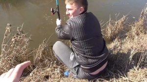 VLOG: ПОЙМАЛ РЫБУ! УДАЧНАЯ РЫБАЛКА НА ПАУК!