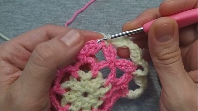 НЕОБЫЧНЫЙ круглый МОТИВ крючком. Вязание крючком. смотреть онлайн
