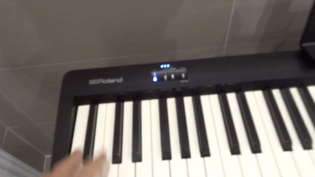 Roland FP 10 Digital Piano Review And Demonstration смотреть онлайн
