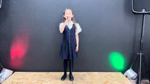 «Город Золотой» исполняет Виктория Болотских 8 лет