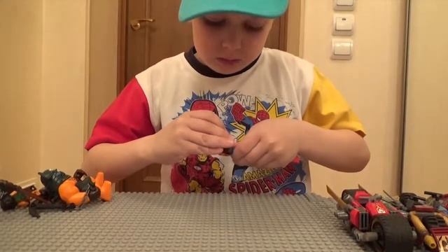 Lego Ninjago 70600 Погоня на мотоциклах смотреть онлайн