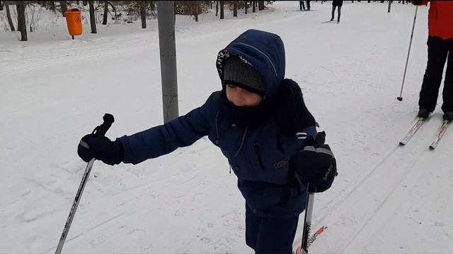 ЛЫЖИ/Катание на лыжах/Где можно кататься в Астане на лыжах/ смотреть онлайн