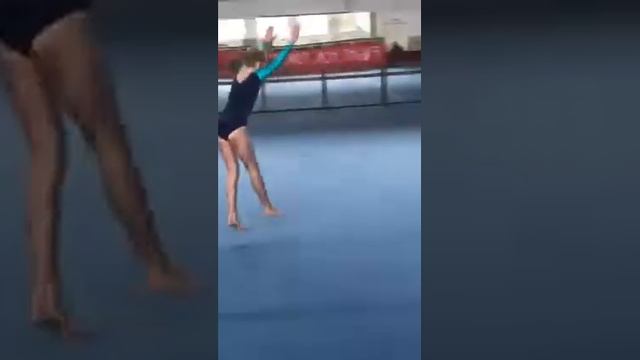#Спортивнаягимнастика. Вольные 2 разряд обязательная программа.