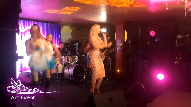 Кристина Орбакайте на дне рождения в ресторане-теплоходе «Чайка» смотреть онлайн