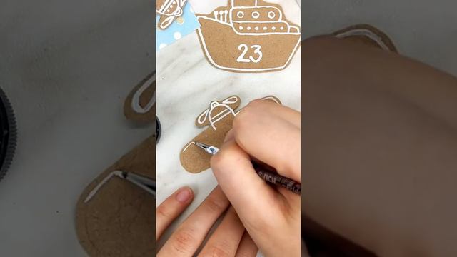 Идея декора для открытки к 23 Февраля: самолетик из крафт-картона ⭐ #шутеговаюля #скрапбукинг