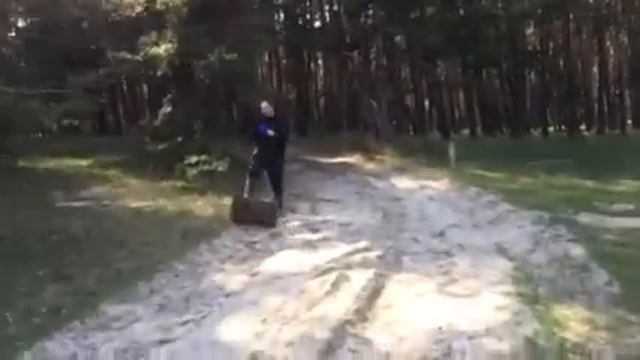 Погрузка 50 кг находки в машину. Солдатская буржуйка смотреть онлайн