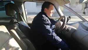 Обнаружил функцию доводчики стёкол на Renault Grand Espace 4.