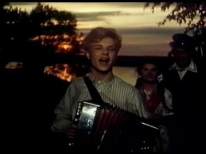 Если б гармошка умела -- Харитонов
