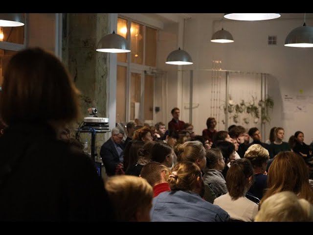 Лекция Бригитты Цигенбайн «Реновация районов массовой жилой застройки» смотреть онлайн