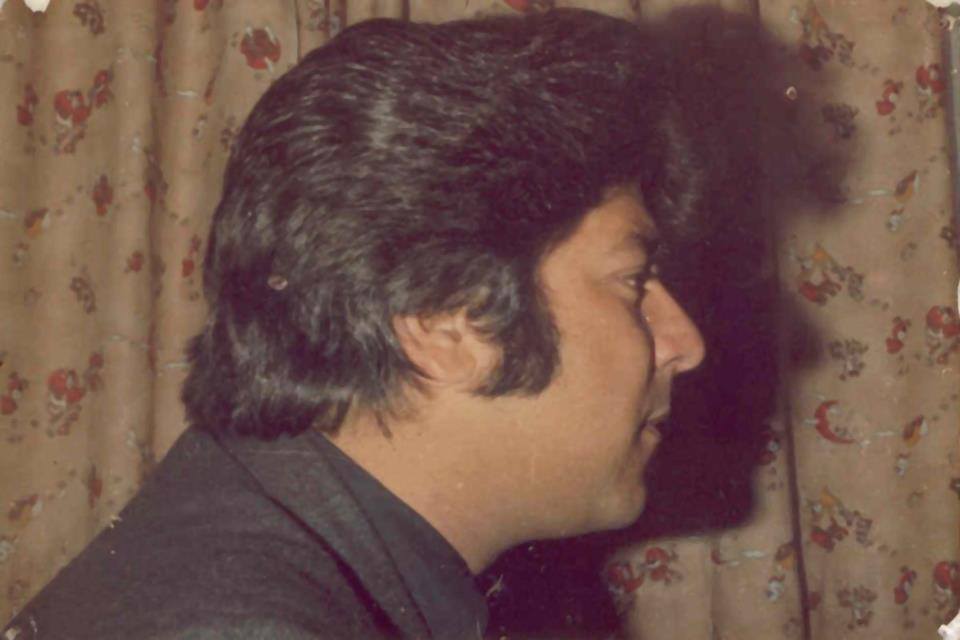 Ахмад Зохир - Ahmad Zahir - احمد ظاهر - Намедонам ба руйи ки бихандам - Namedanam ba roye ke смотреть онлайн