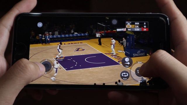 iPhone 6s Plus NBA 2K21 Gameplay Handheld Apple Arcade смотреть онлайн