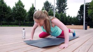 как размять мышцы бедра самому себе