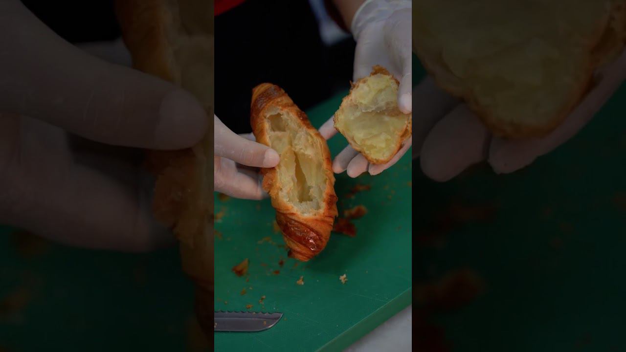 Breakfast in a cafe ☕️ смотреть онлайн