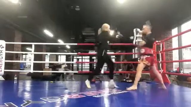 Шаг влево-вправо Танго смотреть онлайн