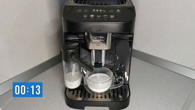 Cum faci un cappuccino la aparatul De'Longhi Magnifica Evo ECAM 290.61.B смотреть онлайн