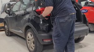 How to remove a 2016 Renault Captur back bumper...