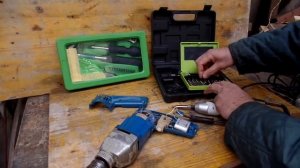 Совковая электродрель с очень большим стажем работы и ее мелкий ремонт