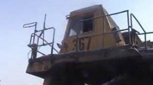 Талдинский угольный разрез. Автобаза и её скелеты