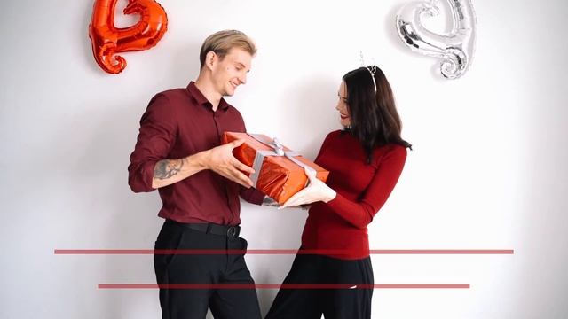 Подарки к 23 февраля и 8 Марта смотреть онлайн