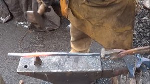 Blacksmithing - Forging Horseshoe Cup Tongs