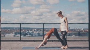 Acro-Yoga Tutorial | SportScheck