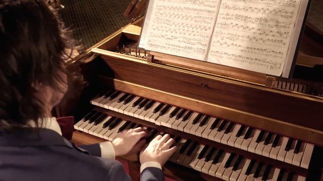 Bach, Toccata & Fugue in D Minor BWV 565 - harpsichord, Fernando Cordella | BACH BRAZIL смотреть онлайн