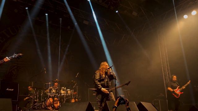 Max e Igor Cavalera - Return to Roots Curitiba 04-08-22 4k Ultra HD смотреть онлайн