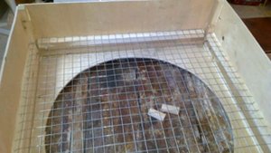 Фильтр для очистки воздуха в мастерской.