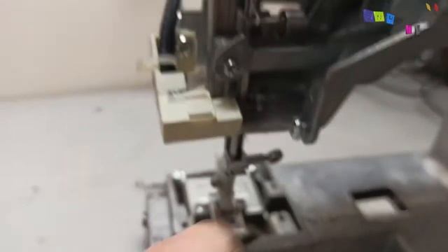 Ремонт машинки Астра Люкс Блю лайн 2. Рвёт нитку, путает нитку, не шьёт. смотреть онлайн