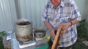 Получение воска с помощью соковарки #матка #мёд #пасека #сев #пчелы #медовик #воск #соковарка